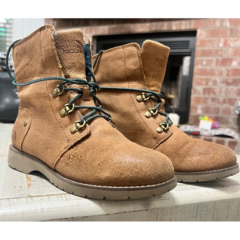 North Face Women’s Ballad Lace Boots EUC